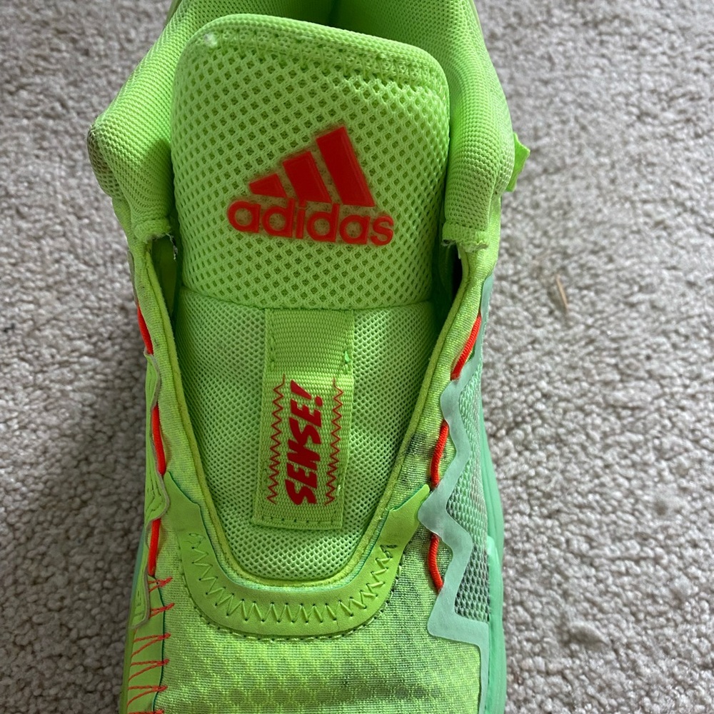 Adidas D.O.N. Issue #2 sneakers